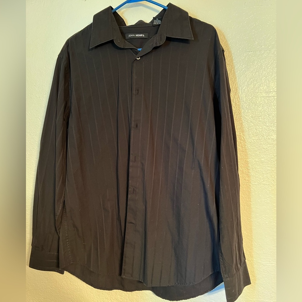 Men’s dress shirt